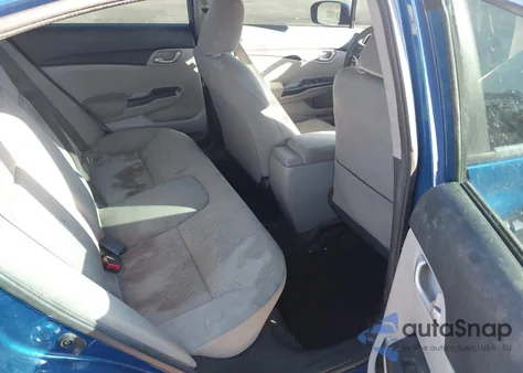 2015 Honda Civic Lx z USA, uszkodzony, nr VIN 19XFB2F52FE018244